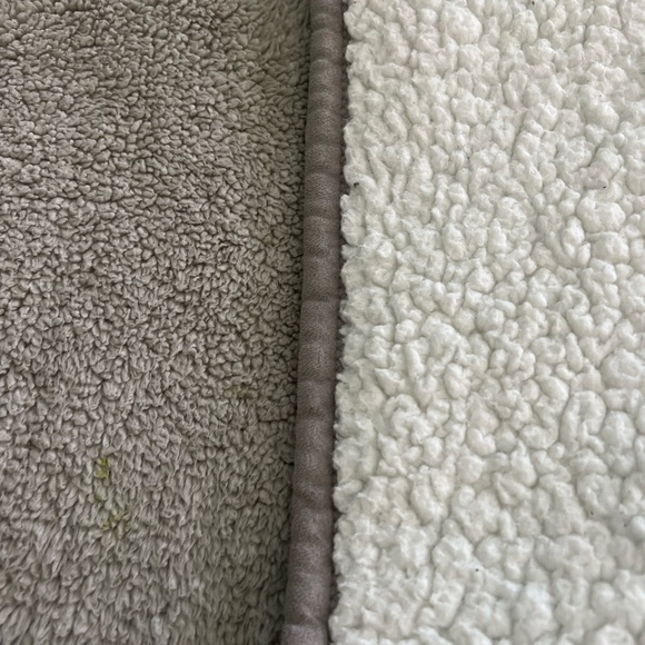 UGG Sherpa Reversible Throw Blanket | Cream Taupe | Cozy Plush | 50x68 - Picture 2 of 5